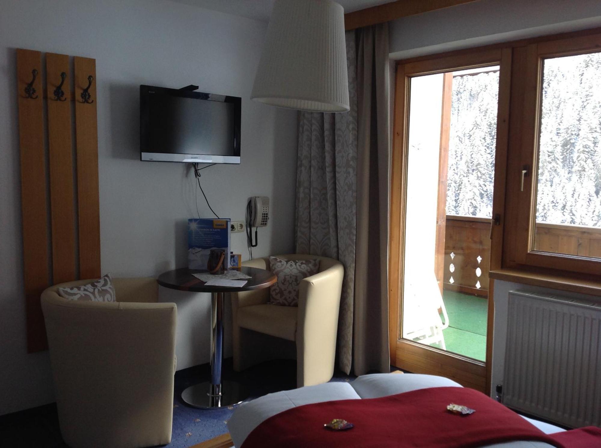 Tschatscha Nova Kappl  Kamer foto